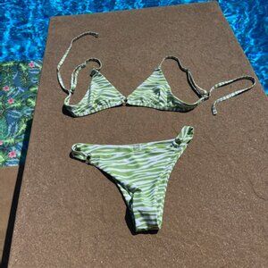 SHEIN TWO PIECE BATHING SUIT